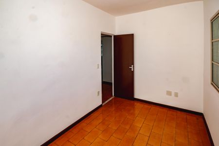 Casa para alugar com 125m², 2 quartos e 2 vagasQuarto 2