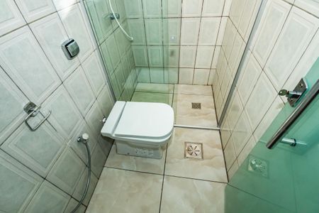 Casa para alugar com 125m², 2 quartos e 2 vagasBanheiro da Suíte
