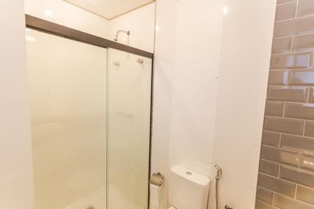 Apartamento para alugar com 36m², 1 quarto e sem vagaBanheiro da Suíte