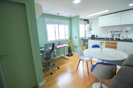 Sala de apartamento à venda com 1 quarto, 61m² em Vila Regente Feijó, São Paulo