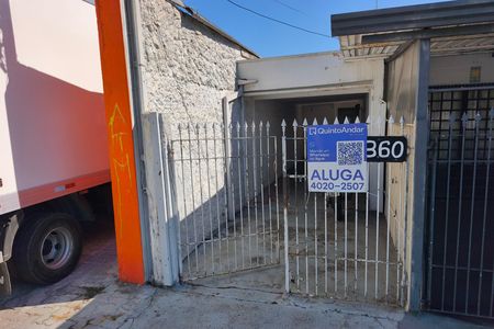 Casa para alugar com 69m², 2 quartos e 1 vaga Casa para alugar com 69m², 2 quartos e 1 vagaFachada