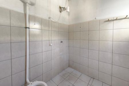 Casa para alugar com 69m², 2 quartos e 1 vaga Casa para alugar com 69m², 2 quartos e 1 vagaBanheiro