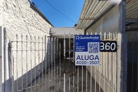 Casa para alugar com 69m², 2 quartos e 1 vaga Casa para alugar com 69m², 2 quartos e 1 vagaPLACA INSTALADA NA FACHADA