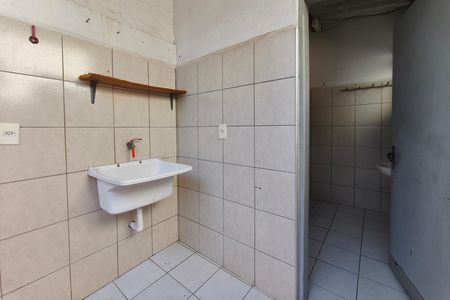 Casa para alugar com 69m², 2 quartos e 1 vaga Casa para alugar com 69m², 2 quartos e 1 vagaÁrea de Serviço