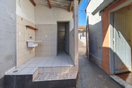 Casa para alugar com 69m², 2 quartos e 1 vaga Casa para alugar com 69m², 2 quartos e 1 vagaQuintal