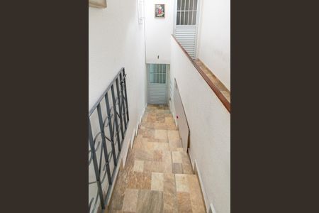 Casa para alugar com 70m², 2 quartos e 1 vagaEntrada
