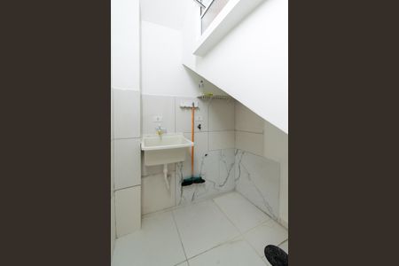 Casa para alugar com 70m², 2 quartos e 1 vagaÁrea de Serviço