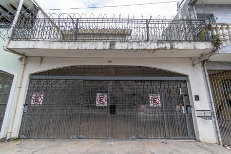 Casa para alugar com 70m², 2 quartos e 1 vagaFachada