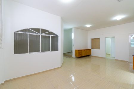 Sala de casa para alugar com 2 quartos, 70m² em Jardim Jabaquara, São Paulo