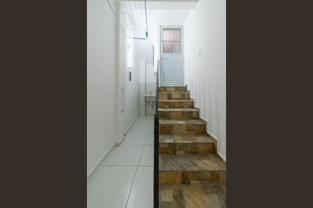 Casa para alugar com 70m², 2 quartos e 1 vagaEntrada