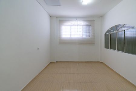 Casa para alugar com 70m², 2 quartos e 1 vagaSala 