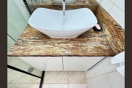 Apartamento para alugar com 56m², 2 quartos e 1 vaga Apartamento para alugar com 56m², 2 quartos e 1 vagaBanheiro