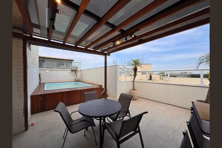 Apartamento à venda com 150m², 3 quartos e 2 vagas Apartamento à venda com 150m², 3 quartos e 2 vagasVaranda Gourmet