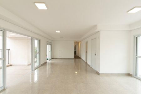 Apartamento para alugar com 166m², 3 quartos e 3 vagas