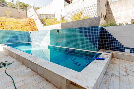 Apartamento para alugar com 27m², 1 quarto e sem vagaÁrea comum - Piscina