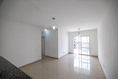 Sala/Cozinha de apartamento para alugar com 3 quartos, 88m² em Jardim Tupanci, Barueri