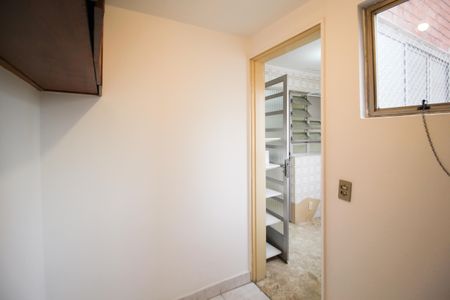 Apartamento para alugar com 70m², 2 quartos e 1 vaga Apartamento para alugar com 70m², 2 quartos e 1 vagaQuarto de Serviço