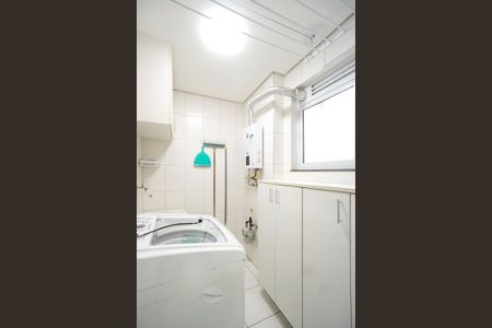 Apartamento para alugar com 67m², 2 quartos e 1 vagaÁrea de serviço