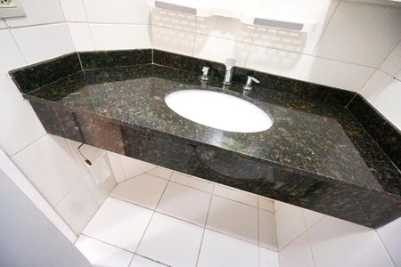 Apartamento para alugar com 67m², 2 quartos e 1 vagaBanheiro social