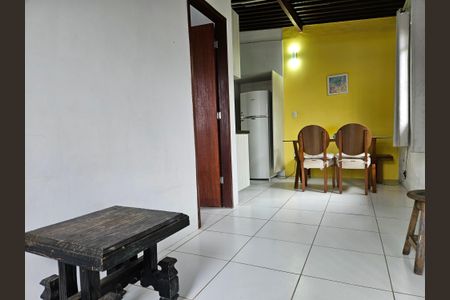 sala de casa para alugar com 1 quarto, 40m² em Engenho Velho de Brotas, Salvador