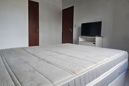 Quarto de casa para alugar com 1 quarto, 40m² em Engenho Velho de Brotas, Salvador