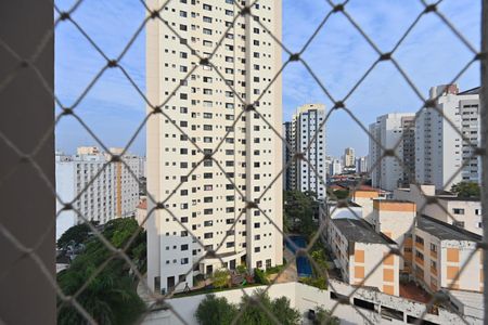Vista do Quarto de apartamento para alugar com 1 quarto, 50m² em Bosque da Saúde, São Paulo