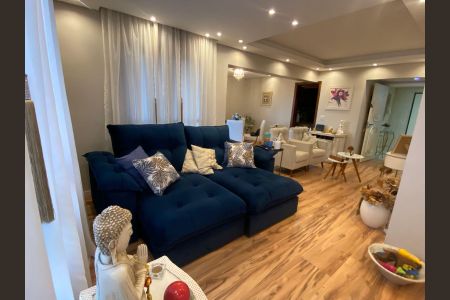 Apartamento à venda com 144m², 4 quartos e 2 vagas Apartamento à venda com 144m², 4 quartos e 2 vagasSala