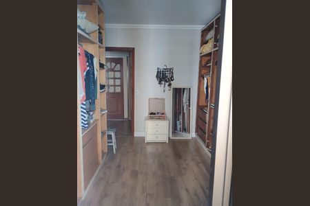 Apartamento à venda com 144m², 4 quartos e 2 vagas Apartamento à venda com 144m², 4 quartos e 2 vagasQuarto 2