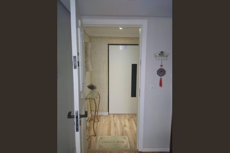 Apartamento à venda com 144m², 4 quartos e 2 vagas Apartamento à venda com 144m², 4 quartos e 2 vagasHall de Entrada