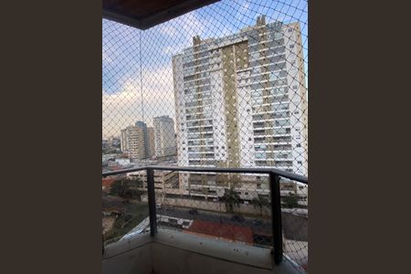 Apartamento à venda com 144m², 4 quartos e 2 vagas Apartamento à venda com 144m², 4 quartos e 2 vagasVaranda