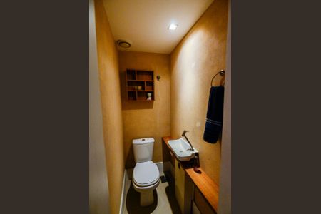 Apartamento à venda com 88m², 3 quartos e 1 vaga Apartamento à venda com 88m², 3 quartos e 1 vagaLavabo