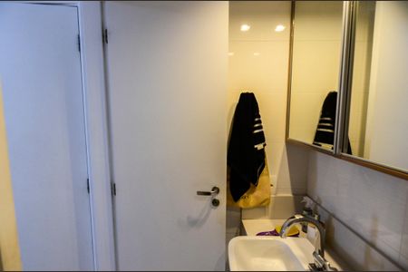 Apartamento à venda com 88m², 3 quartos e 1 vaga Apartamento à venda com 88m², 3 quartos e 1 vagaBanheiro da Suíte 2