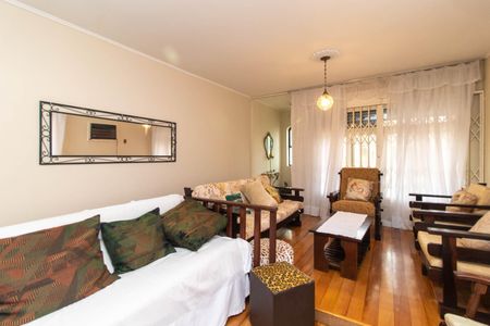 Sala de casa para alugar com 3 quartos, 170m² em Medianeira, Porto Alegre