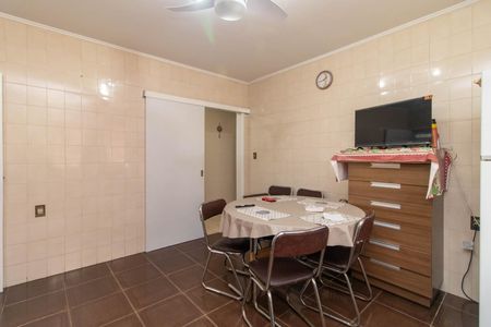 Casa para alugar com 170m², 3 quartos e 12 vagasCozinha
