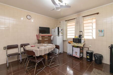 Casa para alugar com 170m², 3 quartos e 12 vagasCozinha