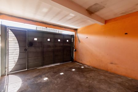 Garagem de casa para alugar com 3 quartos, 120m² em Vila Bauab, São Paulo