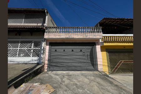 Fachada de casa para alugar com 3 quartos, 120m² em Vila Bauab, São Paulo