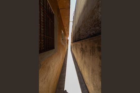 Corredor de casa para alugar com 3 quartos, 120m² em Vila Bauab, São Paulo
