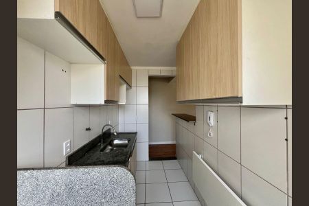 Apartamento para alugar com 46m², 2 quartos e 1 vagaCozinha e Área de Serviço