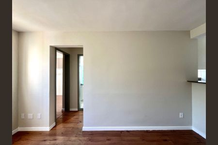 Sala de apartamento para alugar com 2 quartos, 46m² em Loteamento Parque São Martinho, Campinas