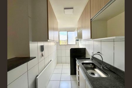Apartamento para alugar com 46m², 2 quartos e 1 vagaCozinha e Área de Serviço
