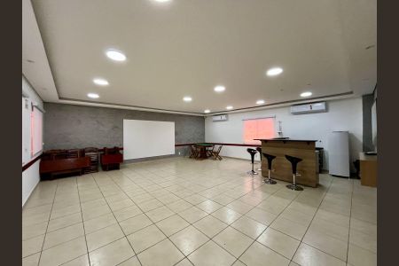 Apartamento para alugar com 46m², 2 quartos e 1 vagaÁrea comum - Salão de festas