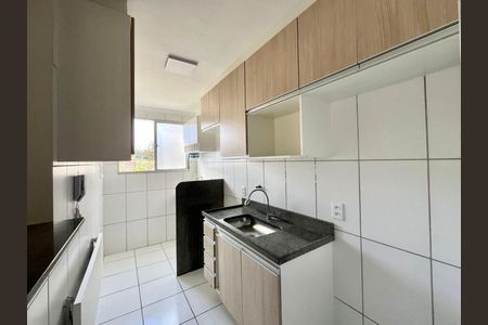 Apartamento para alugar com 46m², 2 quartos e 1 vagaCozinha e Área de Serviço