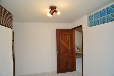 Casa para alugar com 140m², 1 quarto e sem vaga Casa para alugar com 140m², 1 quarto e sem vagaHall Social