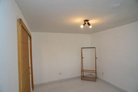 Casa para alugar com 140m², 1 quarto e sem vaga Casa para alugar com 140m², 1 quarto e sem vagaQuarto