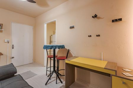 Sala de apartamento à venda com 1 quarto, 36m² em Jardim Sabará, Porto Alegre