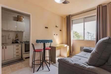 Sala de apartamento à venda com 1 quarto, 36m² em Jardim Sabará, Porto Alegre