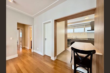 Apartamento para alugar com 139m², 2 quartos e 1 vaga Apartamento para alugar com 139m², 2 quartos e 1 vagaSala