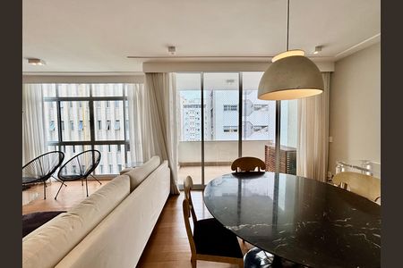 Apartamento para alugar com 139m², 2 quartos e 1 vaga Apartamento para alugar com 139m², 2 quartos e 1 vagaSala