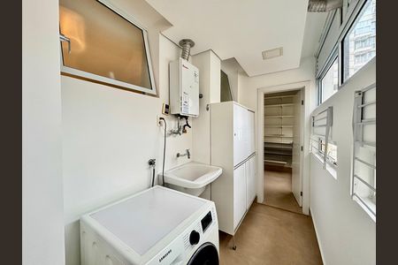 Apartamento para alugar com 139m², 2 quartos e 1 vaga Apartamento para alugar com 139m², 2 quartos e 1 vagaLavanderia